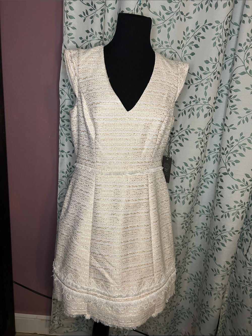 Vince Camuto Cream Textured V-Neck Mini Dress with Fringe Trim